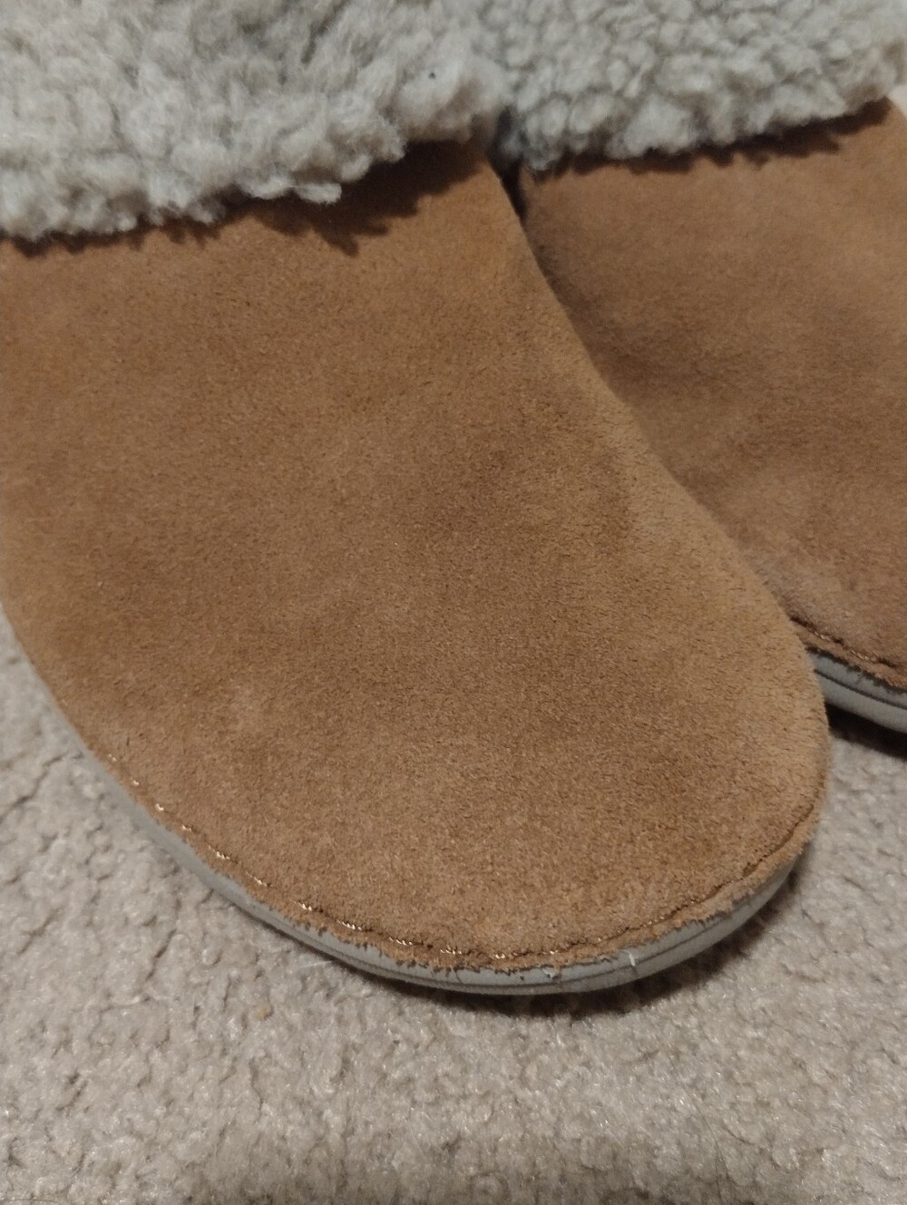 FitFlop Suede Clogs - Picture 5 of 10